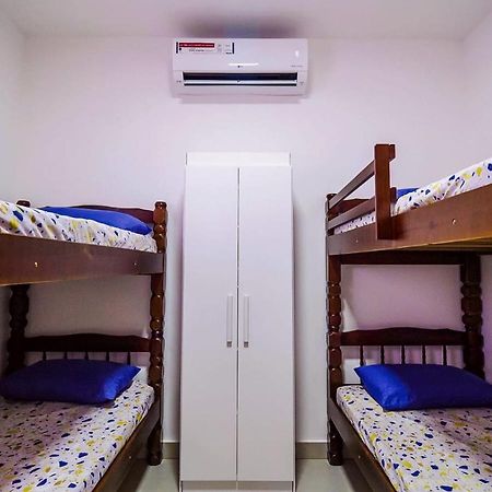 Chale Amarelo Villa Itanhaém Kültér fotó