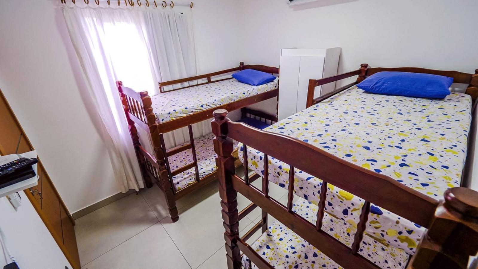 Chale Amarelo Villa Itanhaém Kültér fotó